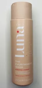 Luna Daily Everywhere Wash Equilibrante PH con Prebiotici + Vitamine per Tutta la Pelle - Foto 1 di 5