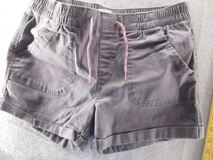 Old Navy Girls Gray Shorts:Size 14  - Picture 1 of 6