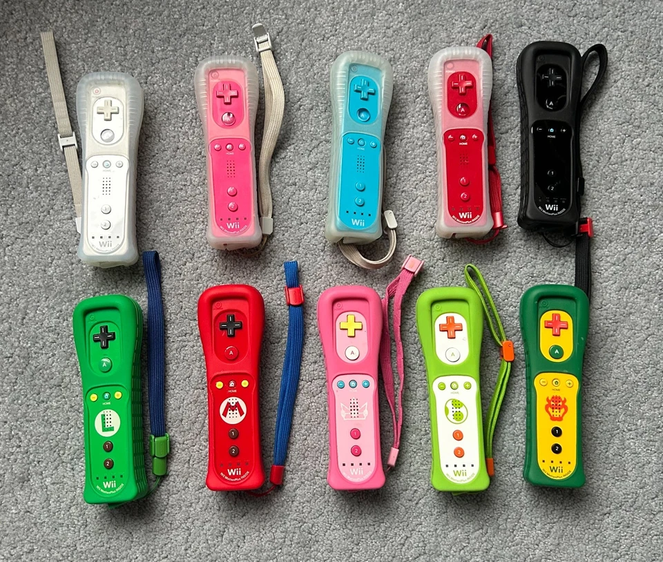 Wii Pro Classic, Nunchuck, Controller, Remote, Original, Authentic, OEM Official - Image 1 of 1