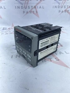 Honeywell DC3200-CE-000R-100-00000-00-0 Controller Overnight Shipping Available - Picture 1 of 8