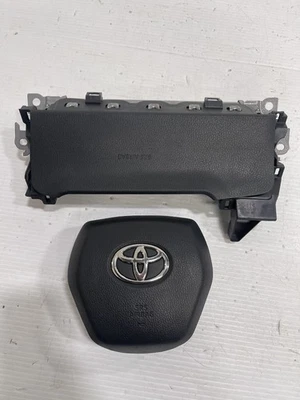 TOYOTA CAMRY 2018-2019-2020-2021-2022-2023 DRIVER SIDE KNEE AIRBAG OEM BLACK - Imagem 1 de 4