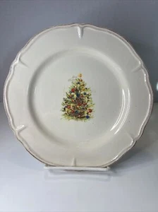Magenta Vintage Holiday Collection Christmas Tree Dessert/Salad Plate - Picture 1 of 4