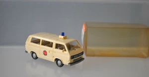 Wiking 320 (320/18A) Volkswagen T3 Johanniter Van - New w/BOX - Picture 1 of 10