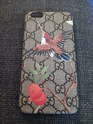 Recubrimiento de teléfono Gucci GG Supreme & Hummingbird nuevo con etiquetas Foto 1 de 4