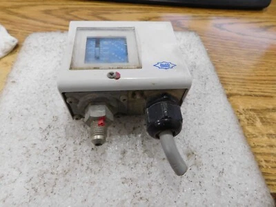 Alco Controls Model:  PS1-B5A Pressure Controller - Image 1 of 4