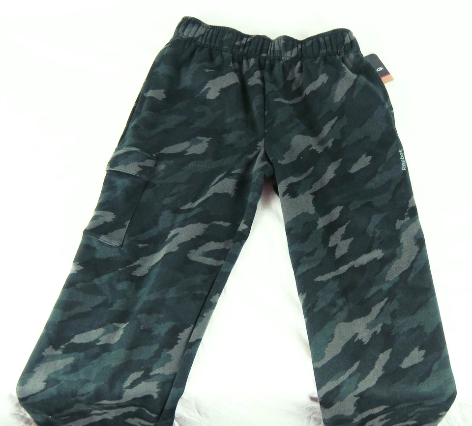Nuevo con etiquetas Pantalones de Carga para Chicos Reebok Deportivos con Cordón para Correr Caviar Camuflados Talla Juvenil M Foto 1 de 1