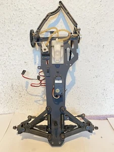 Kyosho F 2004,Vorderachse/Stoßdämpfer-Getriebewelle-Querlenker-Servoplatte- - Bild 1 von 12