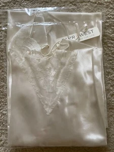 Farr West weißer Full Slip von Manuka Clarke Größe L nagelneu nie getragen - Bild 1 von 2