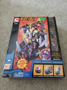 DC C3 Construction Batman Batcave With MInimates With "Toys R Us" Price Tag New - Picture 1 of 13