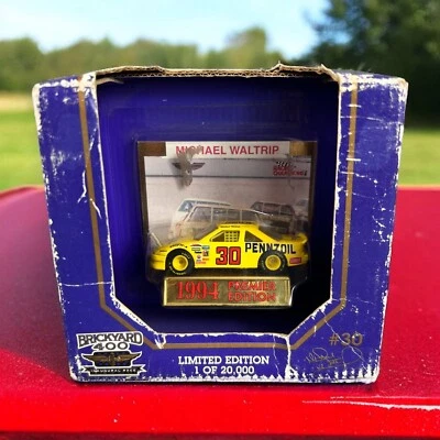 Racing Champions Brickyard 400 1994 | Michael Waltrip #30 Pennzoil diecast 1:64 Foto 1 de 4