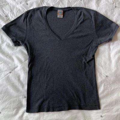 Rare Vtg HTF WEAVERS GIRL Juniors Women's Gray Grey V-Neck Baby T Shirt Size M - Image 1 of 4