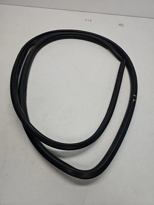 2016-2022 Toyota Prius Prime Front Left Weather Strip Seal Rubber OEM Foto 1 de 4