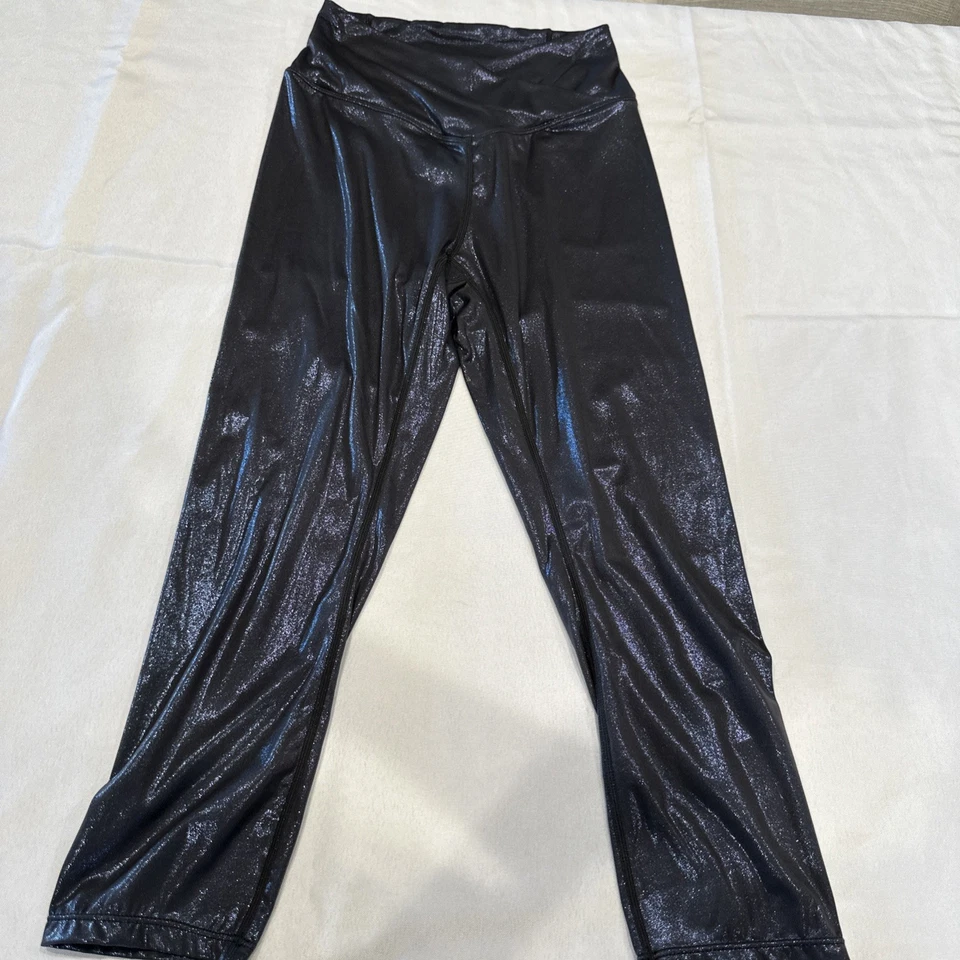 Leggings Halara Brillantes Negros Con Brillo Azul Foto 1 de 4