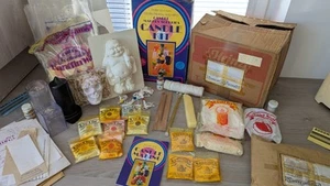 Vintage 80s Candle Making Kit β Rare Moulds, Wax, Dyes, Manual + V Heinz Box!π - Picture 1 of 18