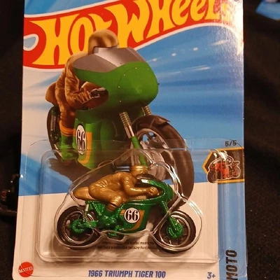 Green 1966 TRIUMPH TIGER 100 TH Hot Wheels  Collectible Toy - Image 1 of 4