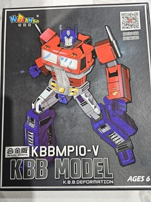 KBB Transformers G1 Optimus Prime MP10V Alloy Version 7" figure w/ parts in Box - Image 1 of 4
