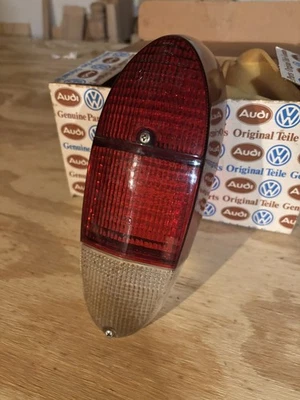 Lente luz trasera roja Volkswagen Karmann Ghia 1970-1971 Foto 1 de 2