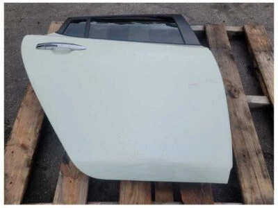 Pintura de carcasa de puerta trasera derecha Nissan Leaf Passenger 2011-2012 QX1 1856 Foto 1 de 4