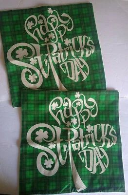 Fundas de almohada para día de San Patricio (2) paquete de 4 hojas verde a cuadros trébol decorativo Foto 1 de 4
