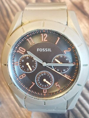 RELOJ VINTAGE HOMBRE FOSSIL QUARTZ MULTIFUNCIÓN FS5253 CAJA Y CORREA SILICONA Foto 1 de 4
