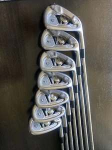 Taylormade Tour Preferred 4-Pw Irons Set Regular Flex NS Pro 950GH. Very Good - Picture 1 of 8