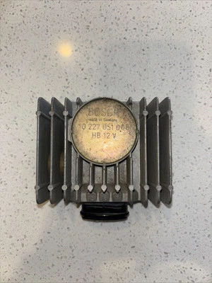 MÓDULO UNIDAD CONTROL ENCENDIDO MERCEDES BENZ W113 280SL W111 280SE 3.5L W108 280SE Foto 1 de 2