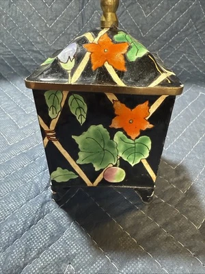 Tarro de té/bolsa de té de cerámica china de 1 pieza (dañado) Foto 1 de 4