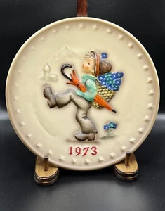 MJ Hummel Goebel Hum 266 Playmates 3rd Annual Plate 1973 - Picture 1 of 4