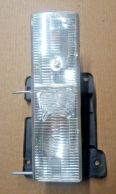 DEPO Auto Parts 3321117RAS Lighting - Exterior - Headlight Assembly LOC-143DG - Image 1 of 4
