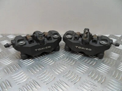 Genuine Suzuki Gsxr 600 750 1000 Tokico радиальные передние тормозные суппорты от 2005 до 2008 - Изображение 1 из 4