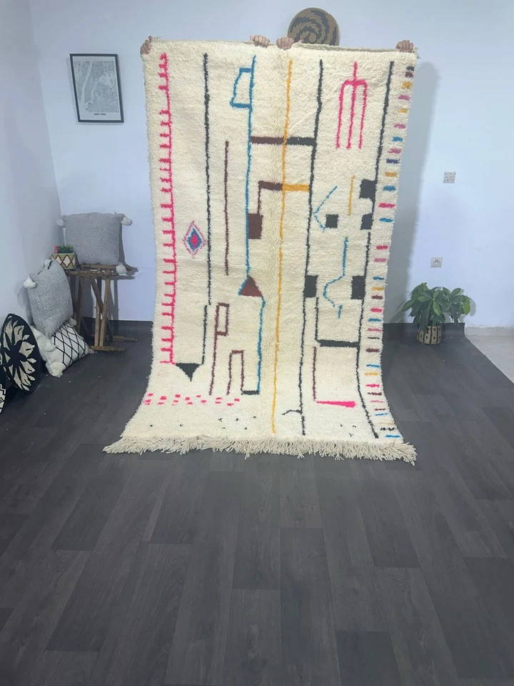 Alfombra moderna abstracta de lana marroquí - diseño gris, blanco y Art Deco Foto 1 de 4