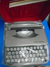 Vintage Empire-Corona Portable Typewriter +Carrying Case preowned