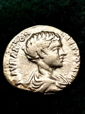 Caracalla, certificado de autenticidad emperador romano 198-217 dC, denario de plata, Felicitas 17 mm, 2,88 gr Foto 1 de 3