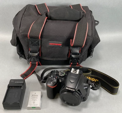 Nikon D3500: Cuerpo de cámara digital SLR de 24,2 MP + batería, cargador y bolsa de transporte Foto 1 de 4