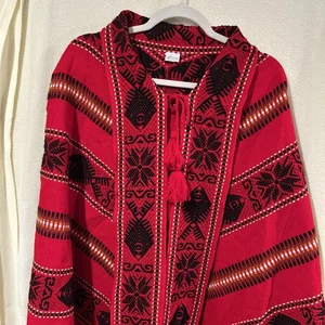 Poncho de Colección Artesanías 100% Hecho a Mano en Ecuador 100% Ambiente Tribal con Bufanda. "40""" - Imagen 1 de 8