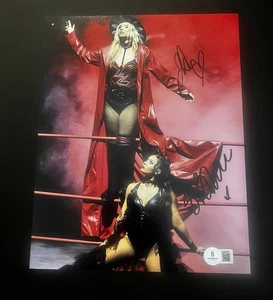 Julia Hart Skye Blue Dual Signed 8x10 Beckett Bas Aew All Elite Wrestling Sexy - Picture 1 of 1