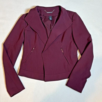 Chaqueta Blazer Mujer Usada en Excelente Condición Casa Blanca Mercado Negro Burgendy Frente Abierto Moto Talla 8 Foto 1 de 4