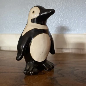 VINTAGE 6” POTTERY PENGUIN FIGURINE STATUE - Picture 1 of 6