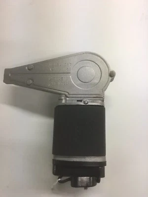 MOTOR LIMPIAPARABRISAS ORIGINAL LUCAS 75230 TRIUMPH TR2 AUSTIN HEALEY 100-4 RECONSTRUIDO/INTERCAMBIO Foto 1 de 4