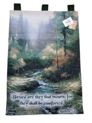 NOVO COM ETIQUETAS Thomas Kinkade Forest Stream tapeçaria pendurada na parede 36X26 Matthew 5:4 - Imagem 1 de 4