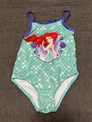 Traje de baño de una pieza Ariel La Sirenita para niñas talla múltiple 4T. Foto 1 de 3