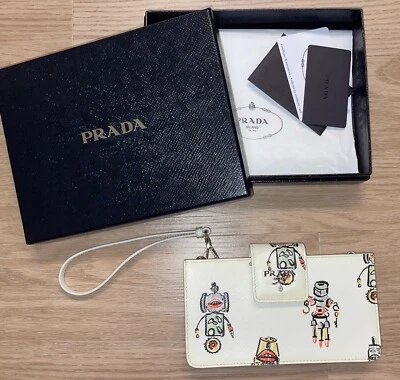 Prada Mujer Saffiano ST. Cartera de cuero Rob blanca con estampado de robot 1ZH034 Foto 1 de 4
