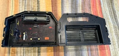 94-95 CHEROKEE XJ 4.0 M/T ECM PCM ENGINE CONTROL COMPUTER 56026948 - Image 1 of 4