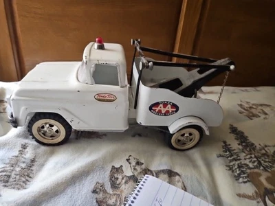 Grúa de servicio Tonka Toys 1961 vintage AAA 24 horas hecha de acero prensado EE. UU. Foto 1 de 4