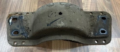 SOPORTE SOPORTE TUBO PAR DELANTERO PORSCHE 924 944 477803253 USADO Foto 1 de 4