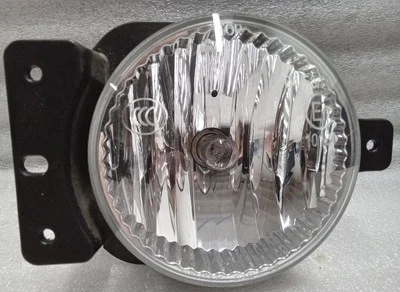 Jeep Wrangler Gladiator Lh 2019-2024 lámpara antiniebla incandescente para parachoques de plástico Foto 1 de 4