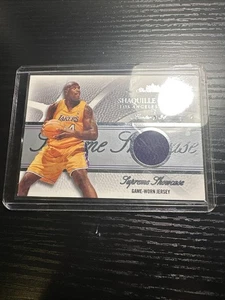 2004 Fleer Showcase/Skybox Shaquille O’Neal Patch Card /100 - Picture 1 of 3