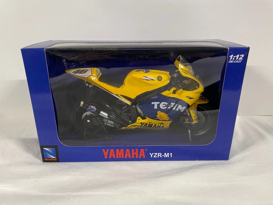 YAMAHA YZR-M1 VALENTINO ROSSI 2006 - SCALA 1/12 - NEW RAY - Immagine 1 di 1