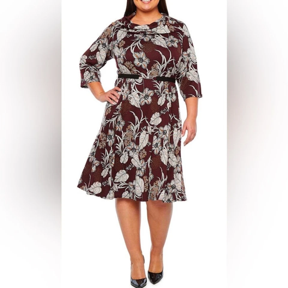 Signature by Robbie Bee Size 1X Maroon Gray & Black 3/4 Sleeve Baby Doll Dress - Image 1 of 4