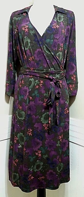 Nuevo Vestido ATTENTION Talla Grande Adjunto Envolvente Manga 3/4 Cuello y Corbata Verde Floral Nuevo con Etiquetas Foto 1 de 4